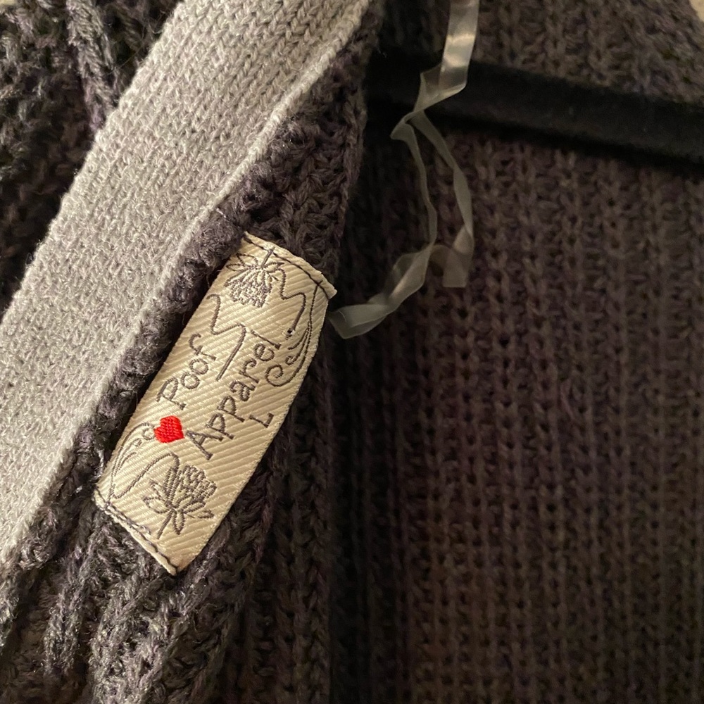 Sweater - Picture 3 of 3